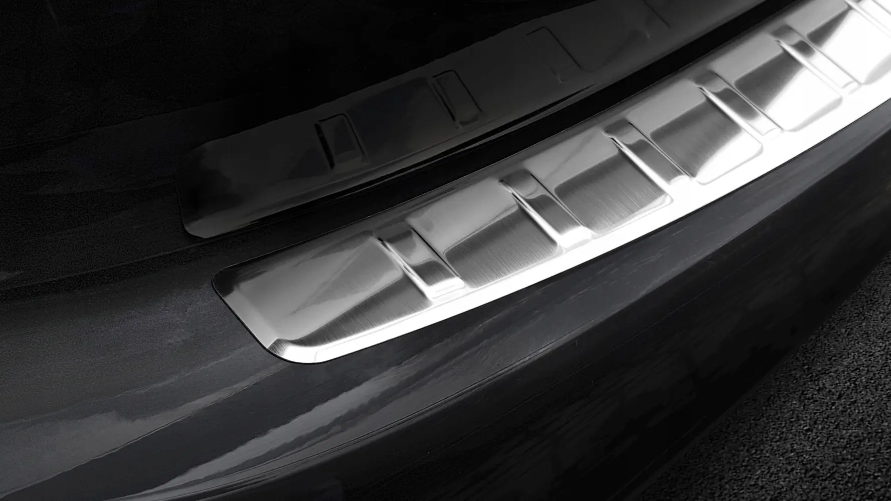 Bakfangerbeskytter Mercedes-Benz C (W205) Sedan 2014 - 2021 | Silver Edition – bilde 3
