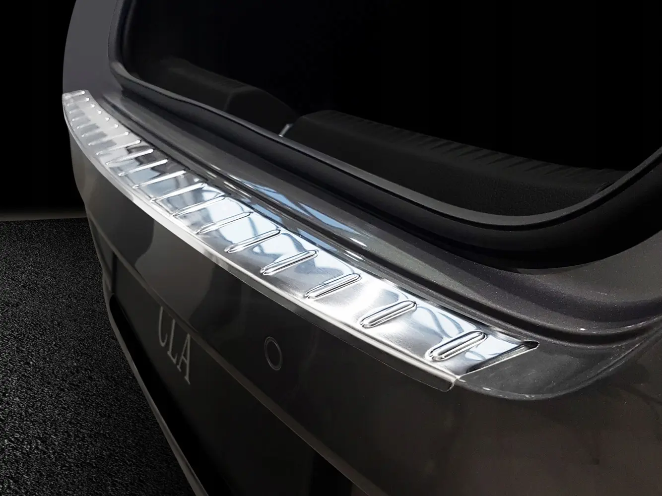 Bakfangerbeskytter Mercedes-Benz CLA II Shooting Brake X118 2019-> Silver Edition – bilde 2