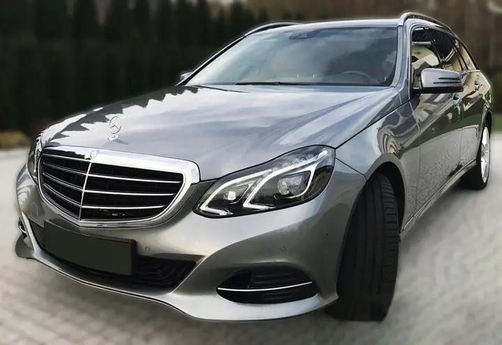 Bakfangerbeskytter Mercedes-Benz E (S212) Stasjonsvogn 2013 - 2016  Black Edition – bilde 5