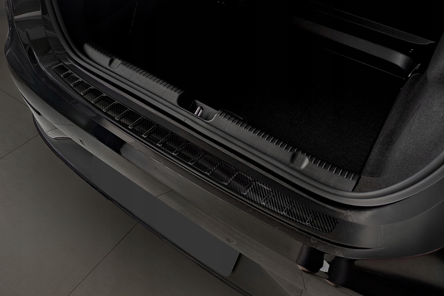 Bakfangerbeskytter Mercedes-Benz EQE (V295) 2022 -> | Carbon Fiber