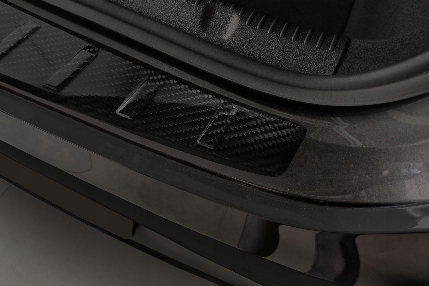 Bakfangerbeskytter Mercedes-Benz EQE (V295) 2022 -> | Carbon Fiber – bilde 3