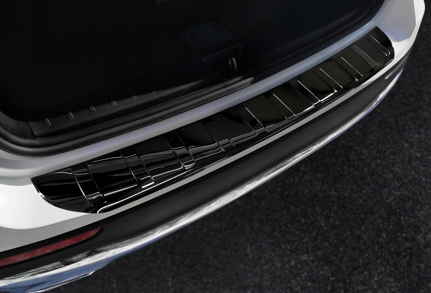 Bakfangerbeskytter Mercedes-Benz GLB-Class X247 2019 - 2026 Black Editon