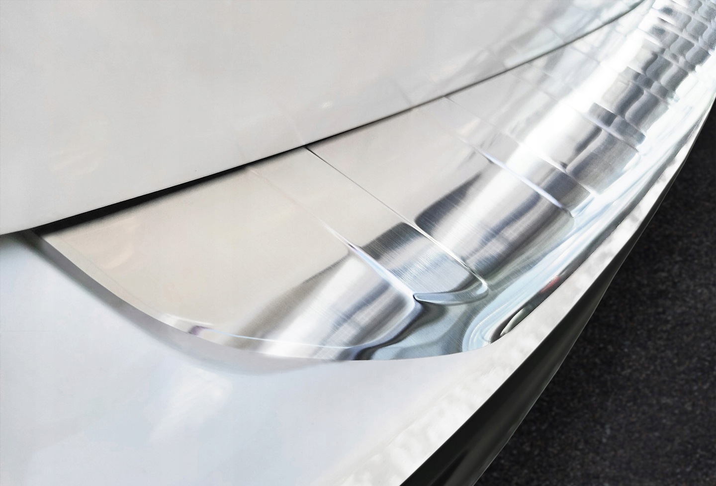 Bakfangerbeskytter Mercedes-Benz GLB-Class X247 2019 - 2026 Silver Editon – bilde 5