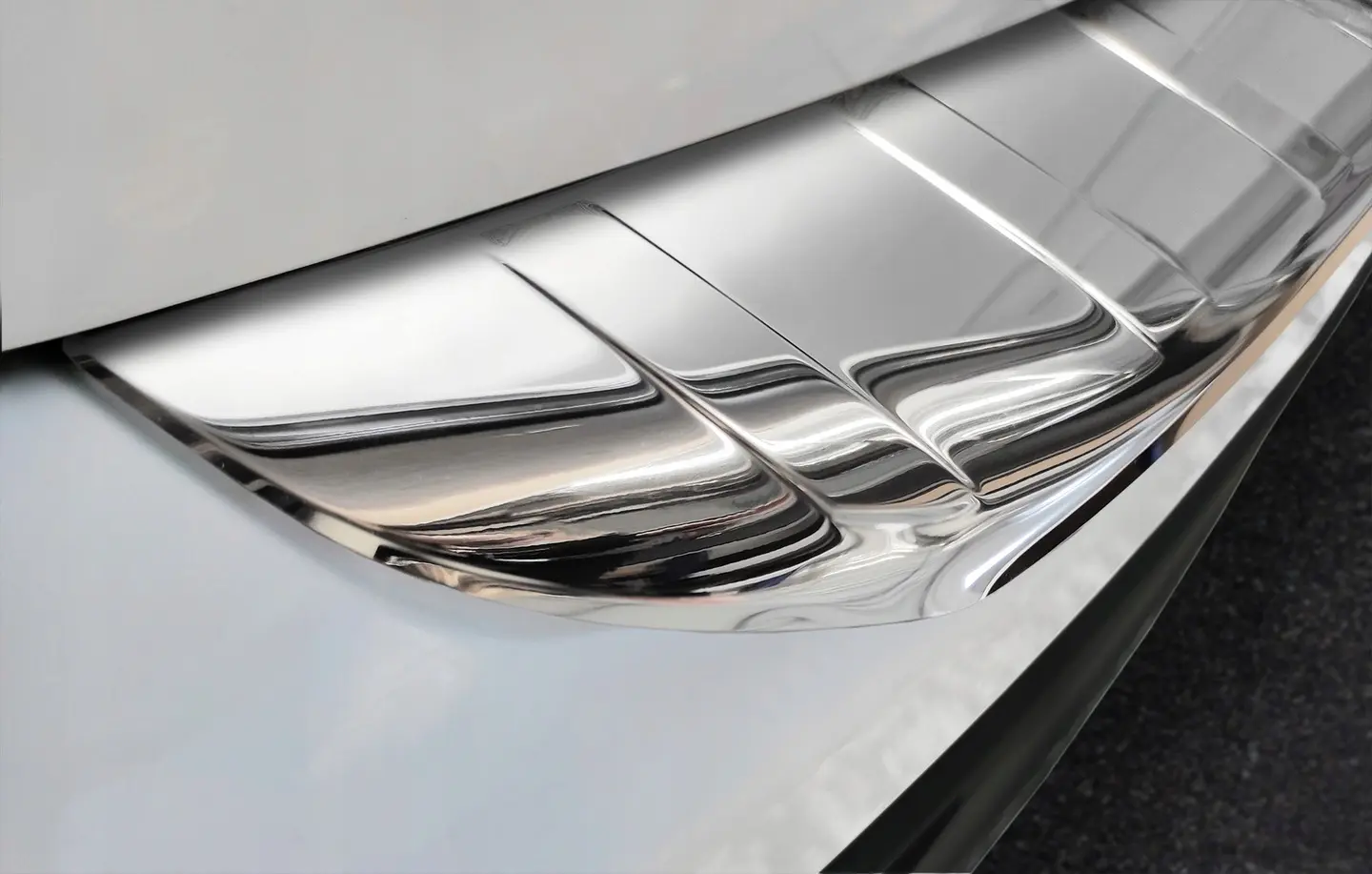 Bakfangerbeskytter Mercedes-Benz GLB-Class X247 2019 - 2026 Silver Editon – bilde 5