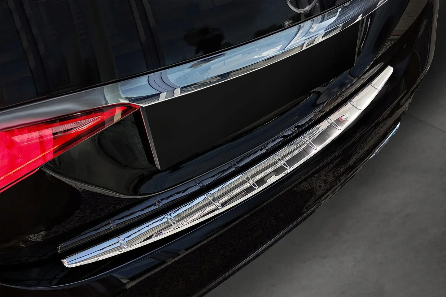 Bakfangerbeskytter Mercedes-Benz S-Class VII 2020-> Silver Edition