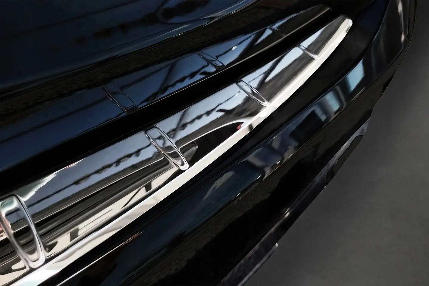 Bakfangerbeskytter Mercedes-Benz S-Class VII 2020-> Silver Edition – bilde 4