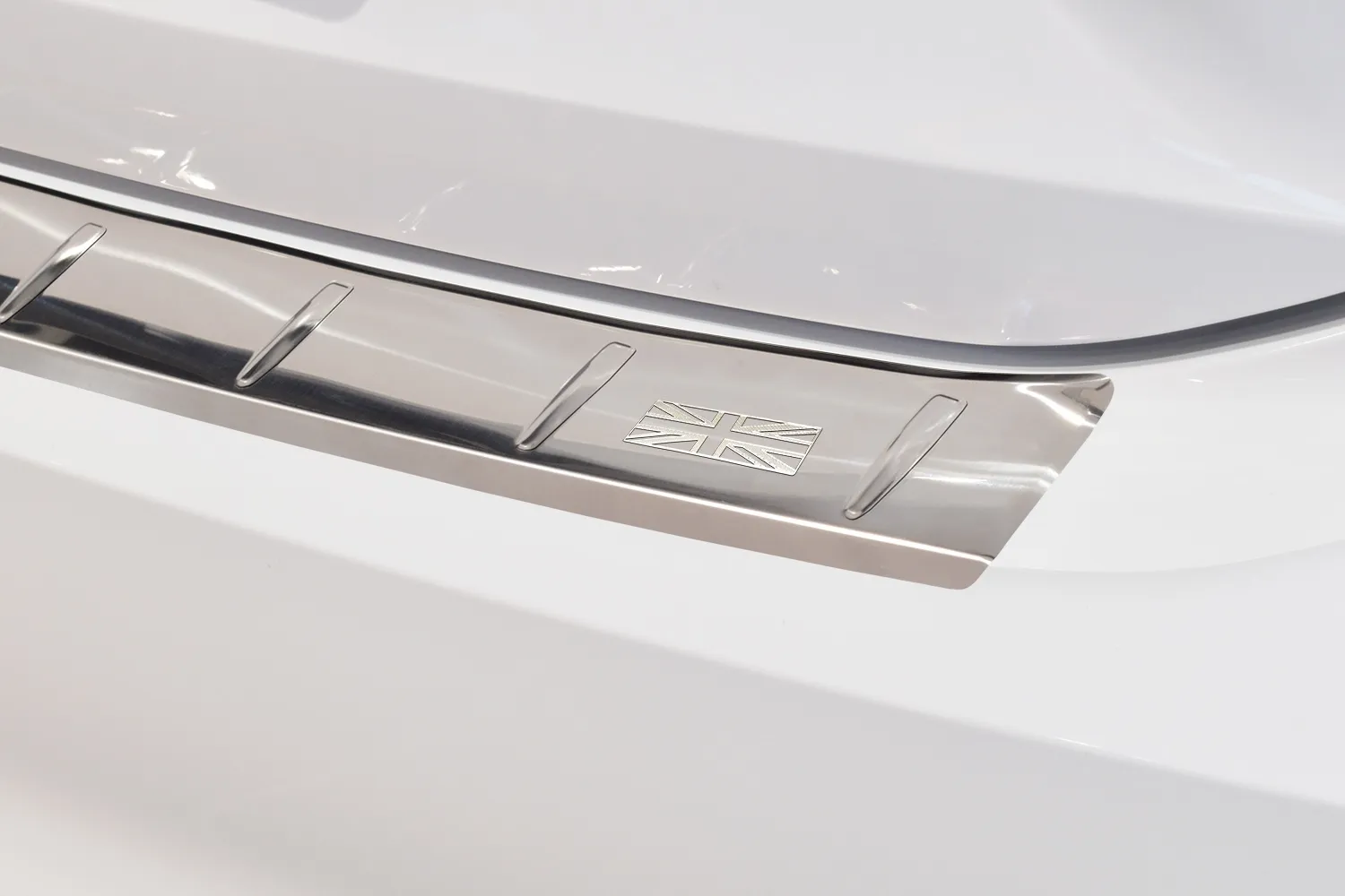 Bakfangerbeskytter MG5 Electric 2021 -> | Chrome Edition – bilde 4