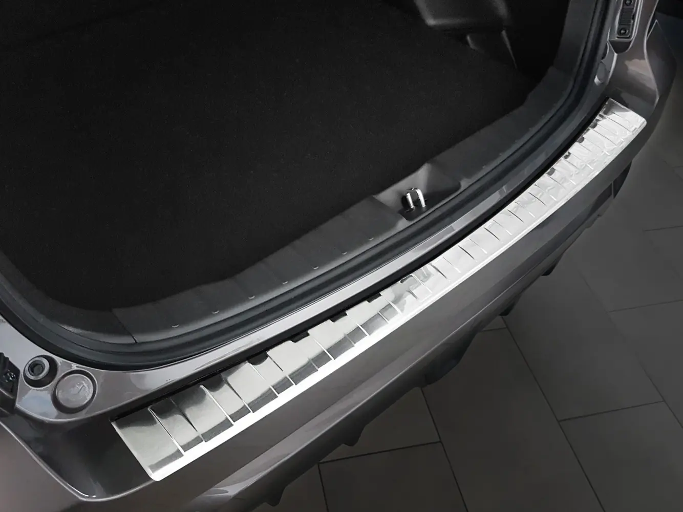 Bakfangerbeskytter Mitsubishi ASX I 2016 - 2019 │ Silver Edition