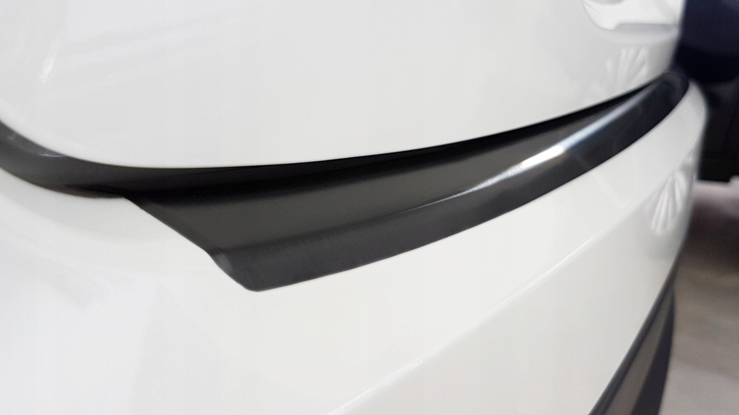 Bakfangerbeskytter Mitsubishi Eclipse Cross 2017-> Black Edition – bilde 3