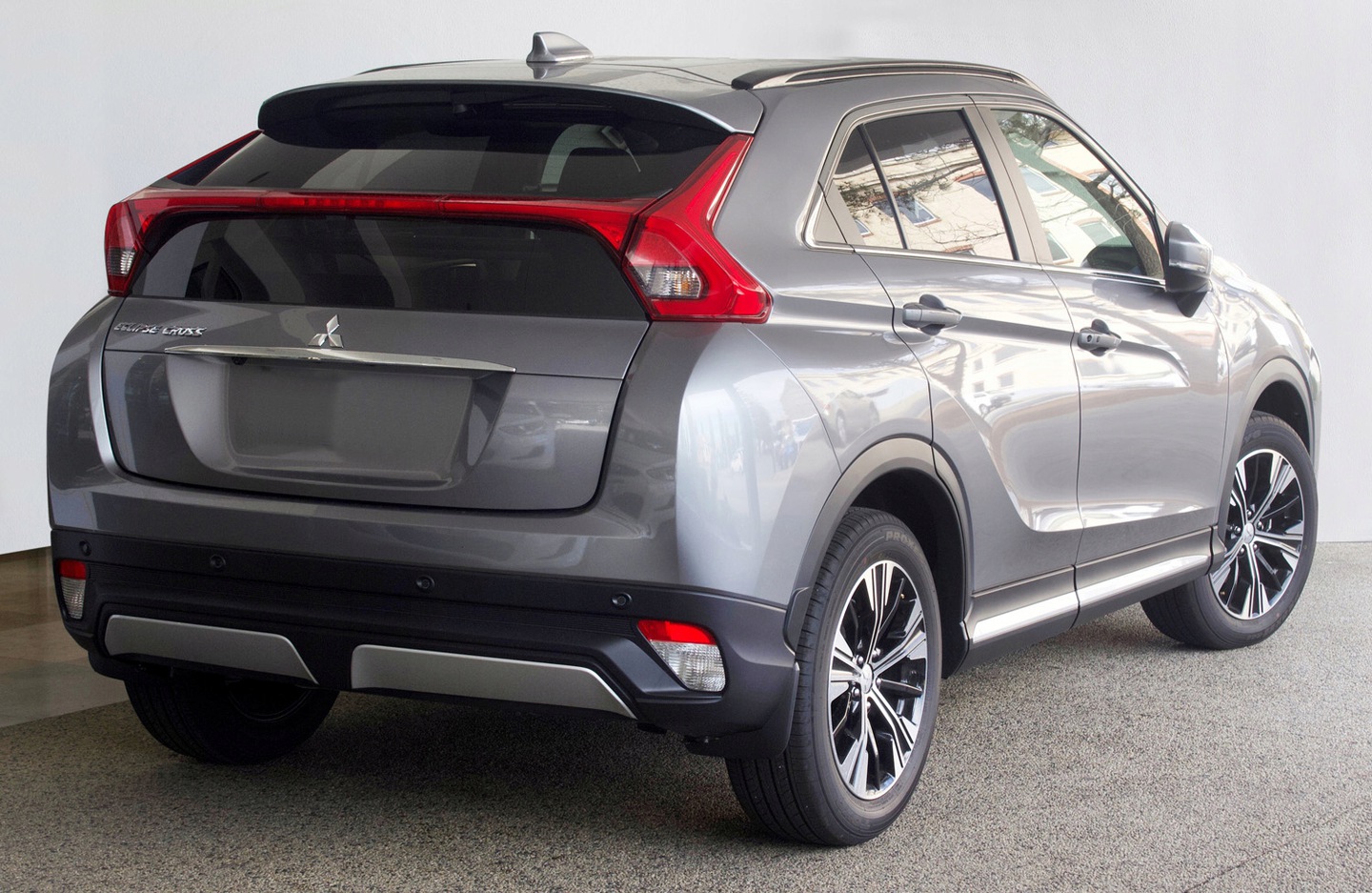 Bakfangerbeskytter Mitsubishi Eclipse Cross 2017-> Silver Edition – bilde 9