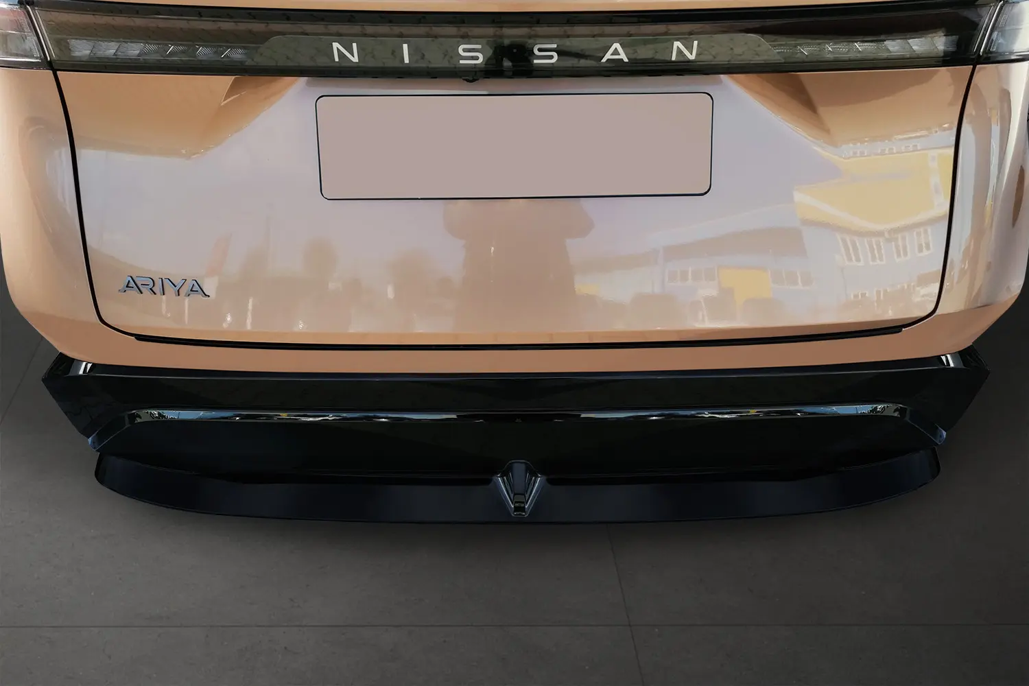 Bakfangerbeskytter Nissan Ariya 2022 -> | Black Edition – bilde 4
