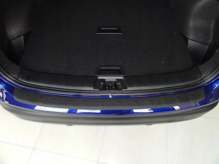 Bakfangerbeskytter Nissan Qashqai (J11) 2013 - 2017 – bilde 4