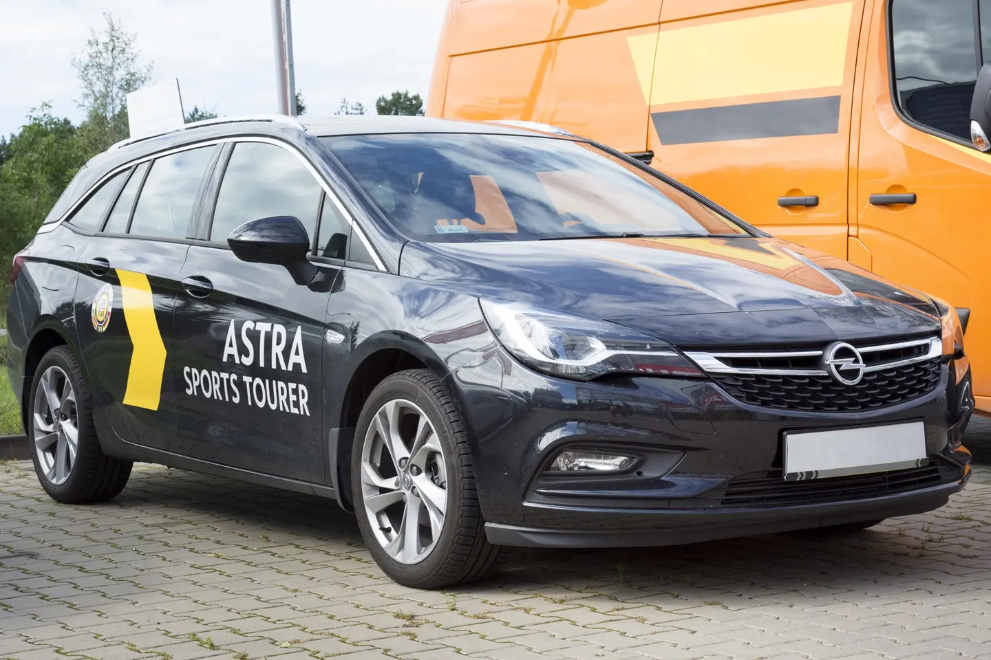 Bakfangerbeskytter Opel Astra K Sports Tourer 2015 - 2022 │ Black Edition – bilde 6