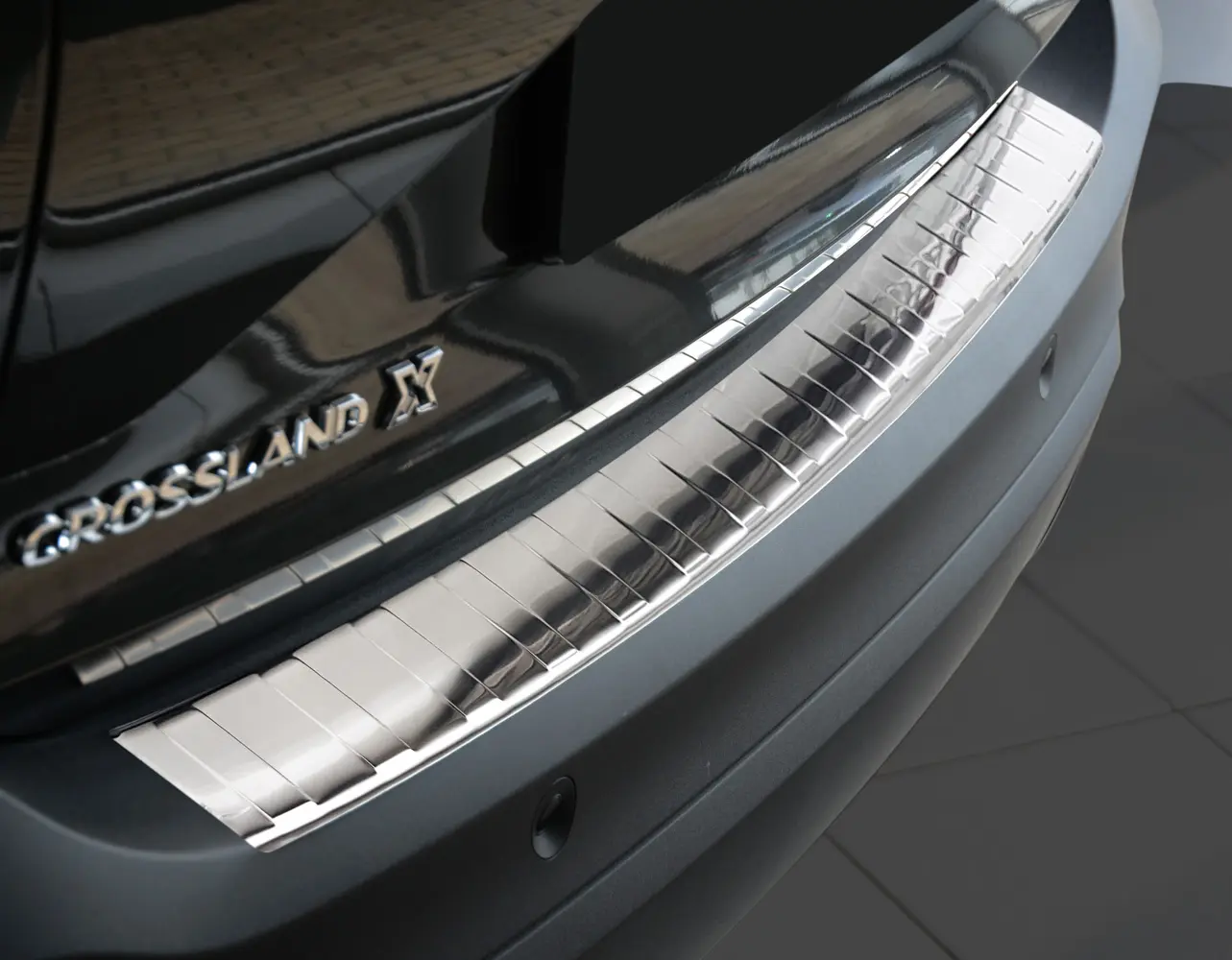 Bakfangerbeskytter Opel Crossland X 2017-> Silver Edition