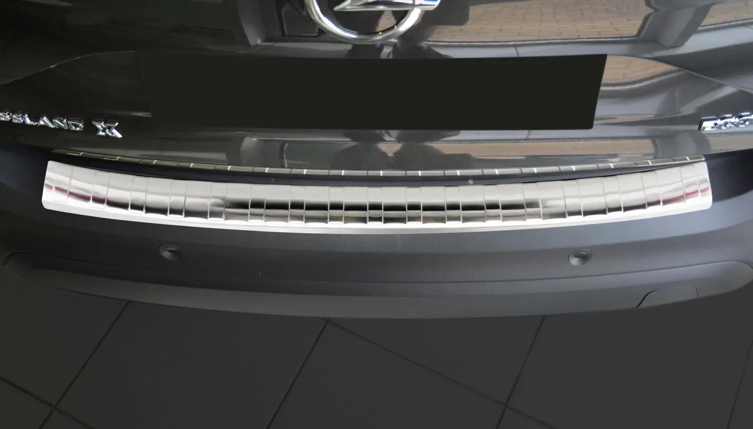 Bakfangerbeskytter Opel Crossland X 2017-> Silver Edition – bilde 2
