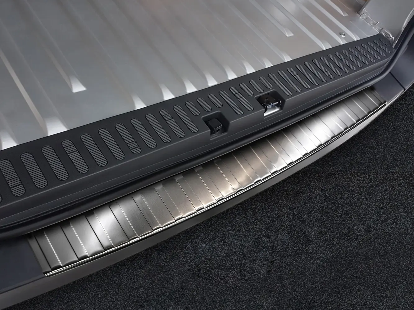 Bakfangerbeskytter Opel Movano B 2010-2019 / Renault Master III 2010 - 2024 – bilde 2
