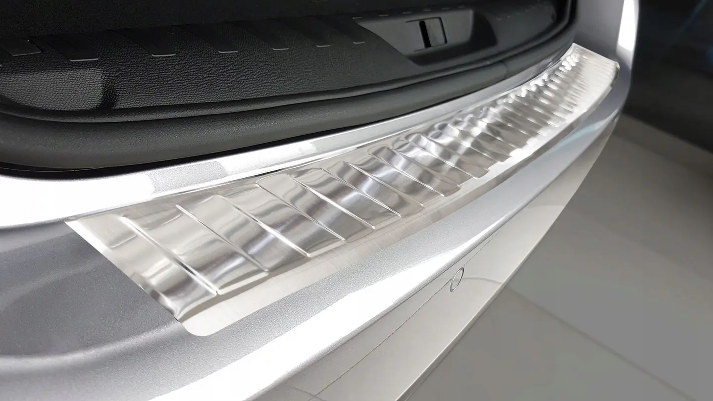 Bakfangerbeskytter Peugeot 308 II SW 2013 - 2021 │ Silver Edition – bilde 2