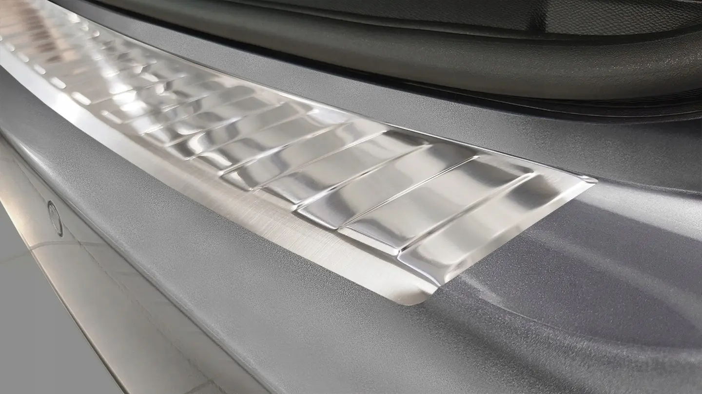 Bakfangerbeskytter Peugeot 308 II SW 2013 - 2021 │ Silver Edition – bilde 3