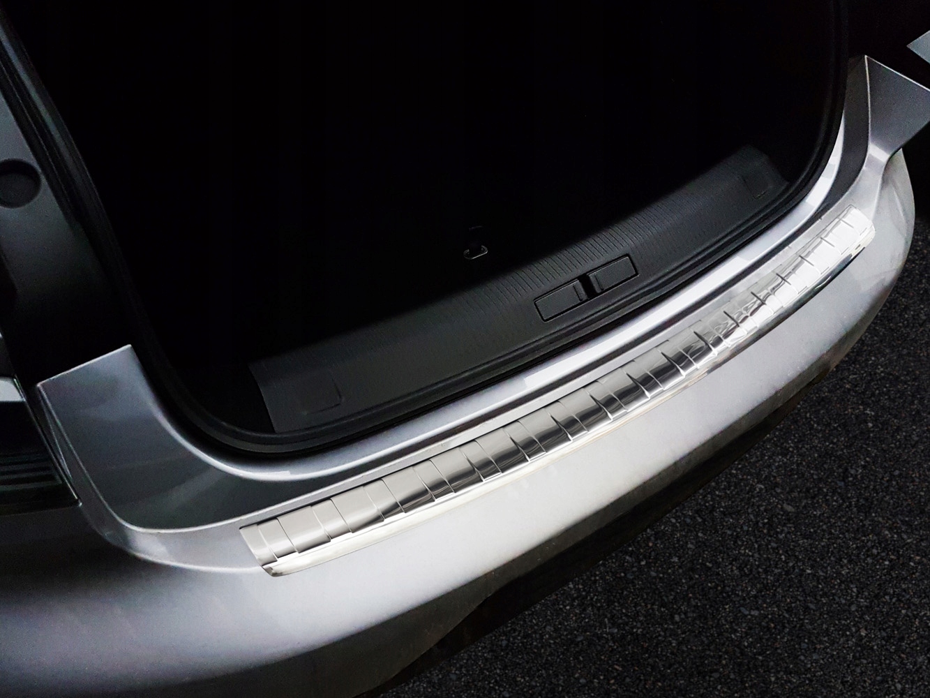 Bakfangerbeskytter Peugeot 508 II Sedan 2018 -> │ Silver Edition