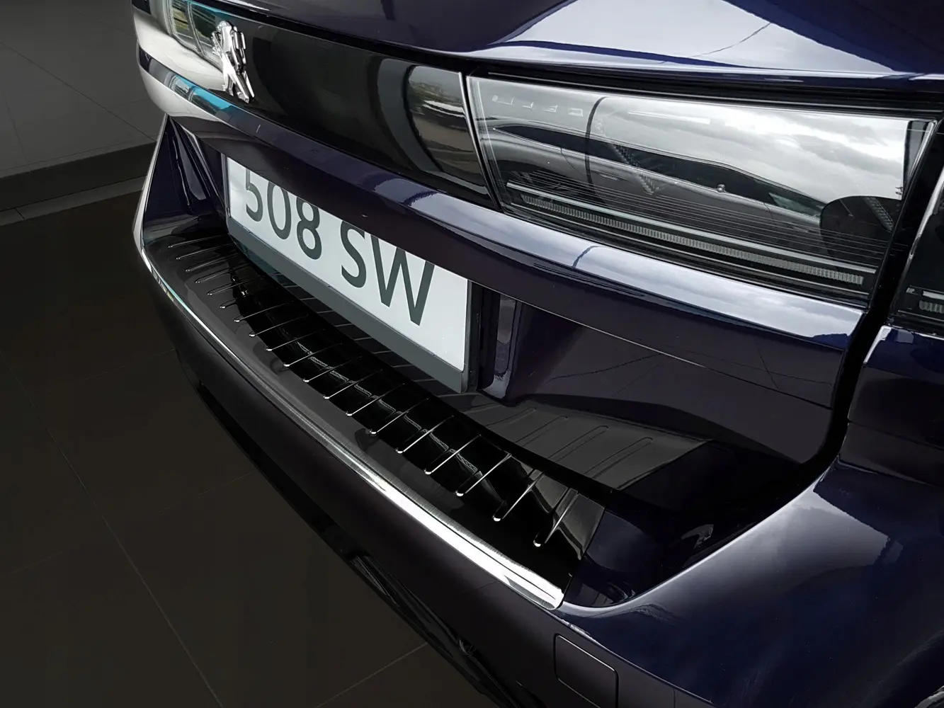 Bakfangerbeskytter Peugeot 508 II SW Stasjonsvogn 2018 -> │ Black Edition