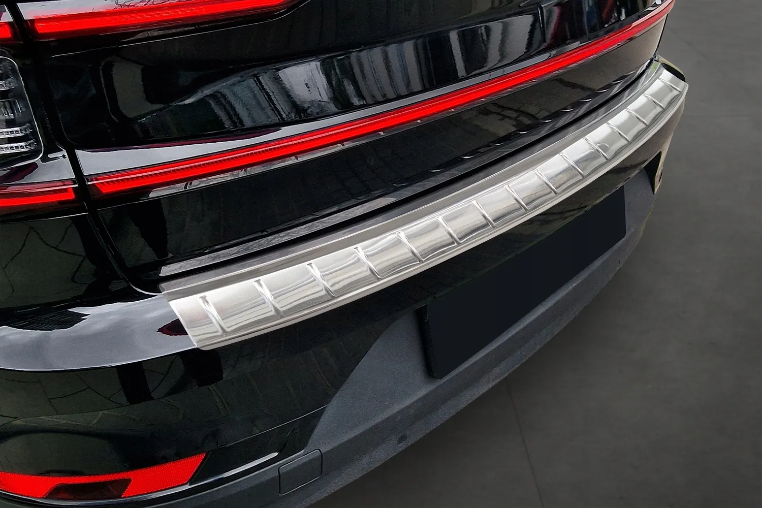 Bakfangerbeskytter Polestar 2 2020 -> │ Silver Edition