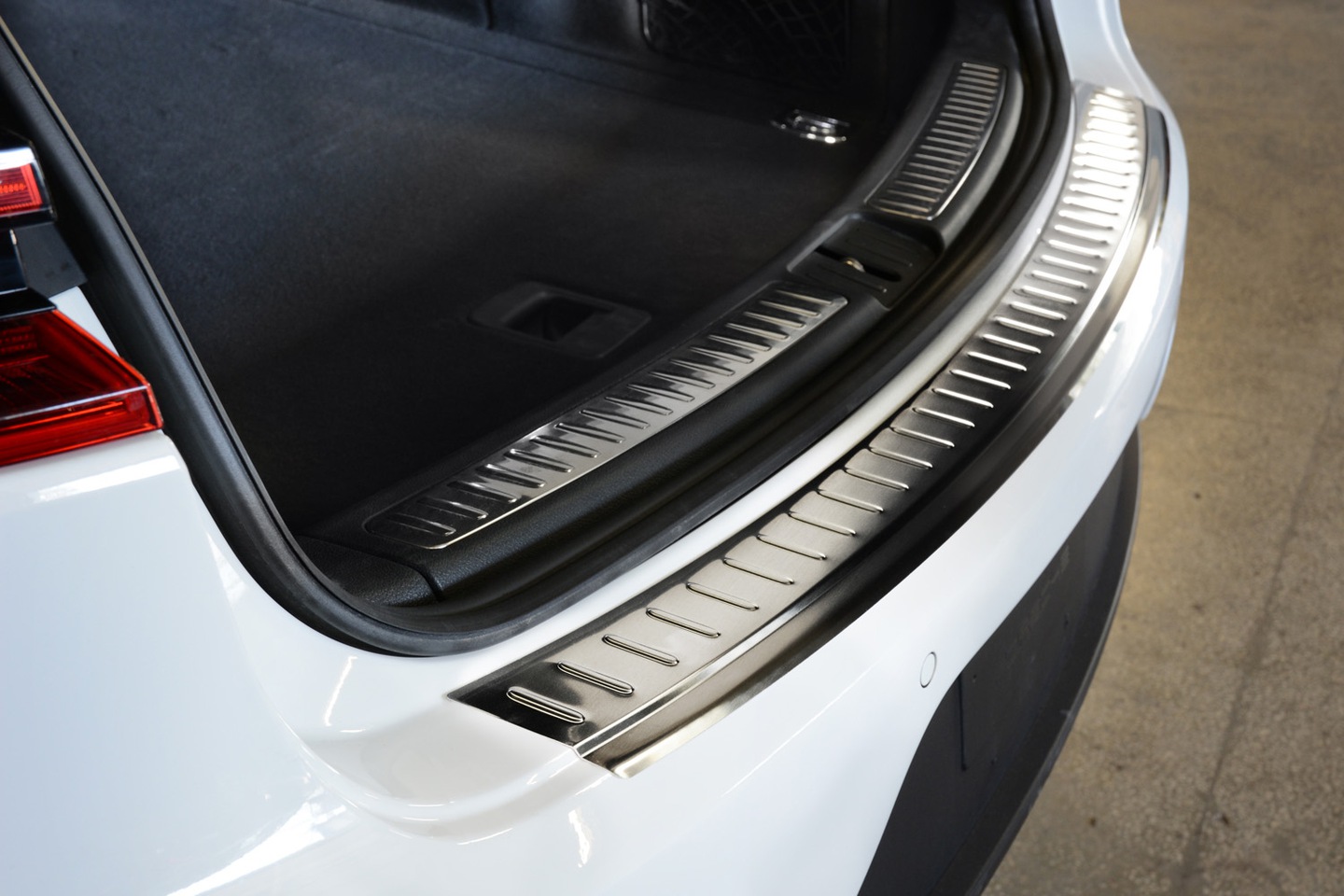 Bakfangerbeskytter Porsche Macan I (95B) 2014 - 2024 – bilde 2