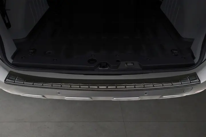 Bakfangerbeskytter Renault Ekspress 2021-> Black Edition – bilde 3