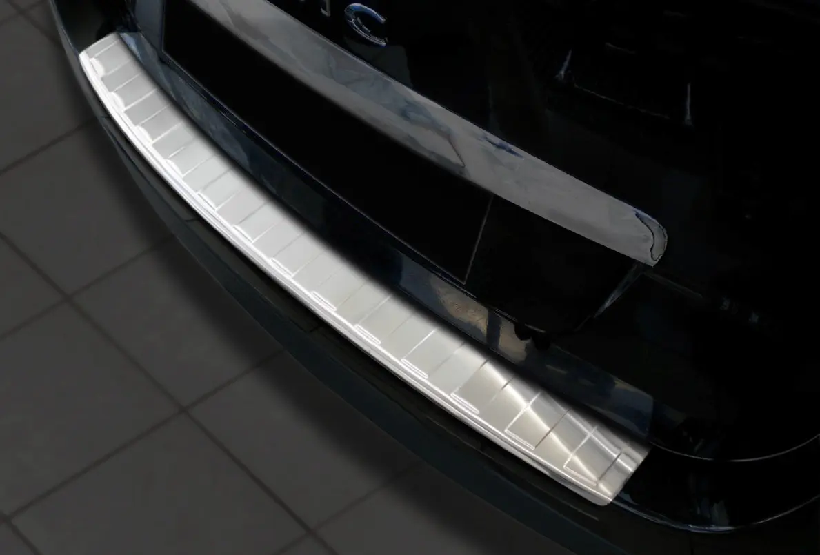 Bakfangerbeskytter Renault Grand Scenic III 2009-2016 Silver Edition