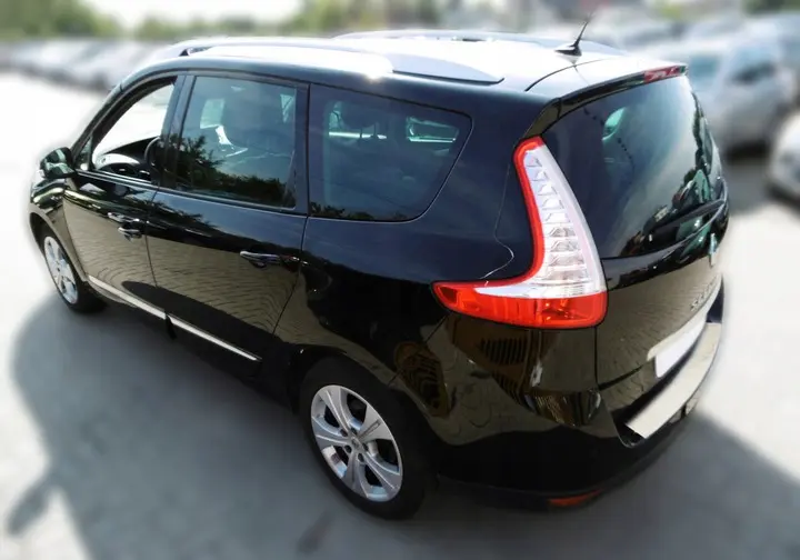 Bakfangerbeskytter Renault Grand Scenic III 2009-2016 Silver Edition – bilde 7