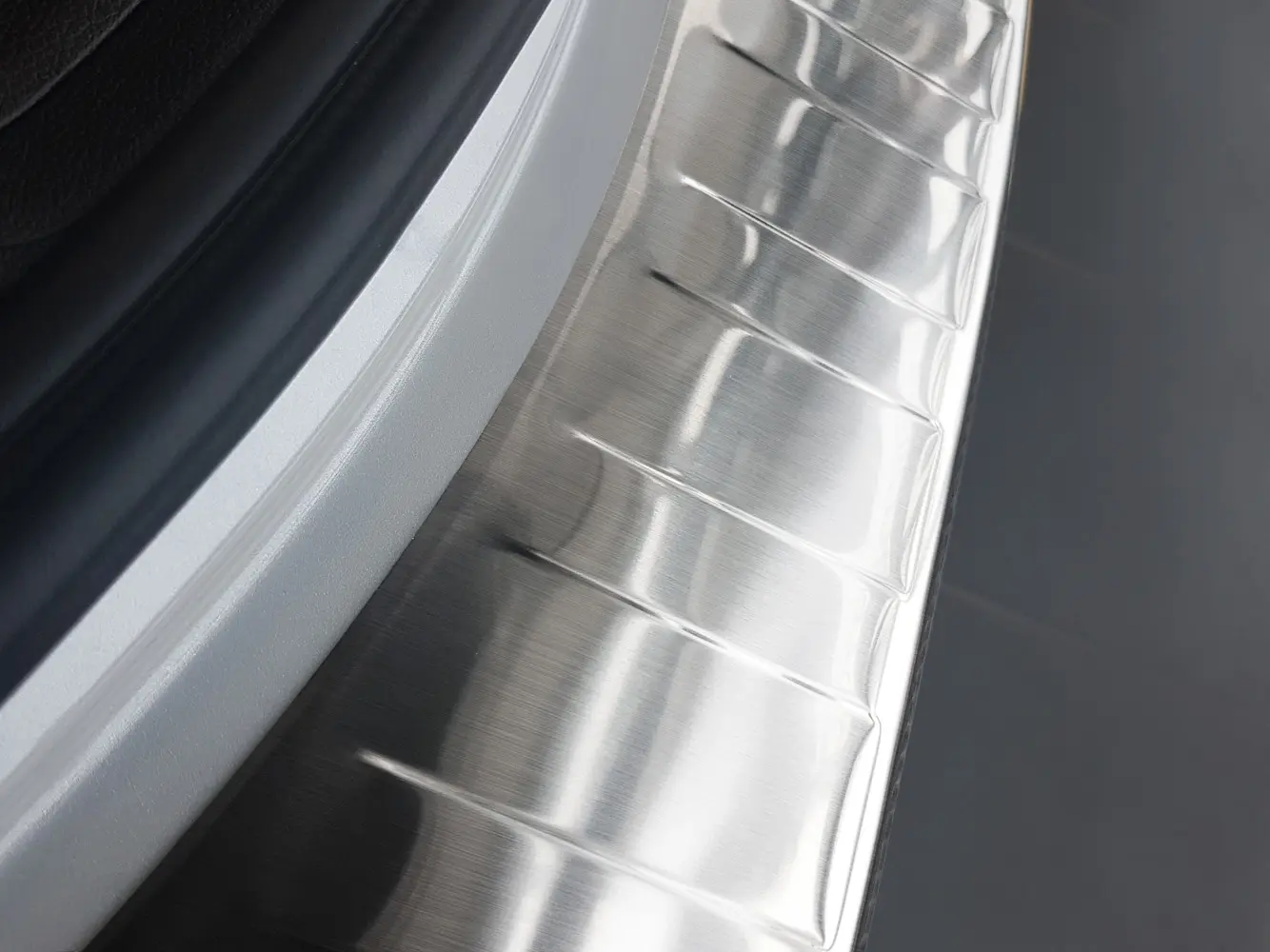 Bakfangerbeskytter Renault Koloes II 2016-> Silver Edition – bilde 3