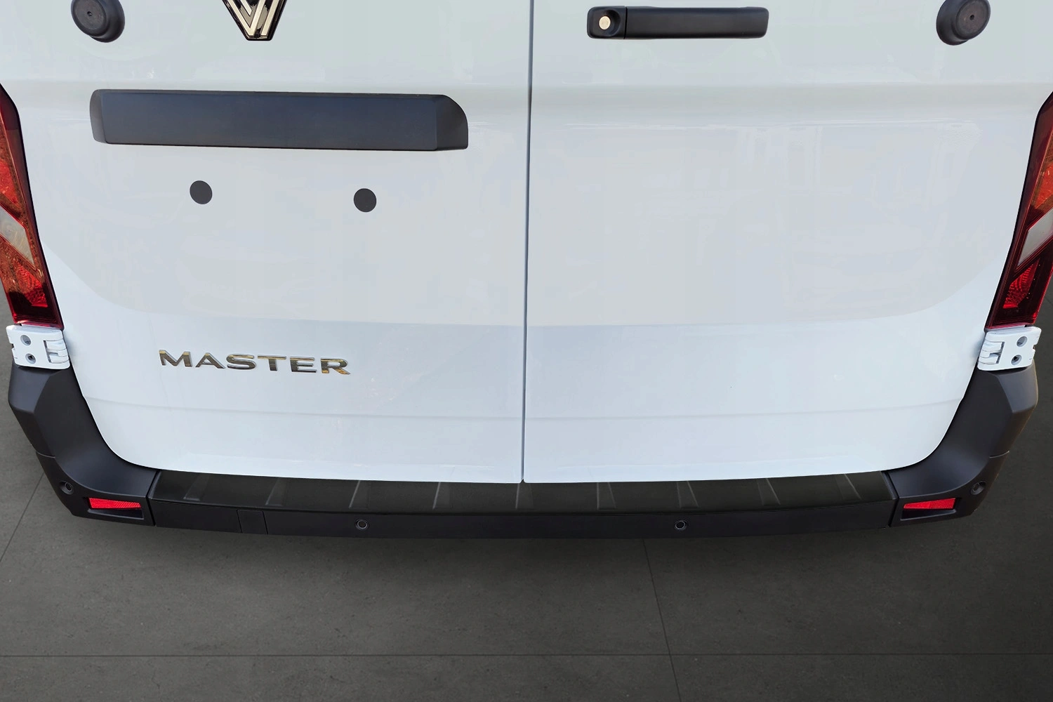 Bakfangerbeskytter Renault Master IV 2024 -> │ Black Edition – bilde 3