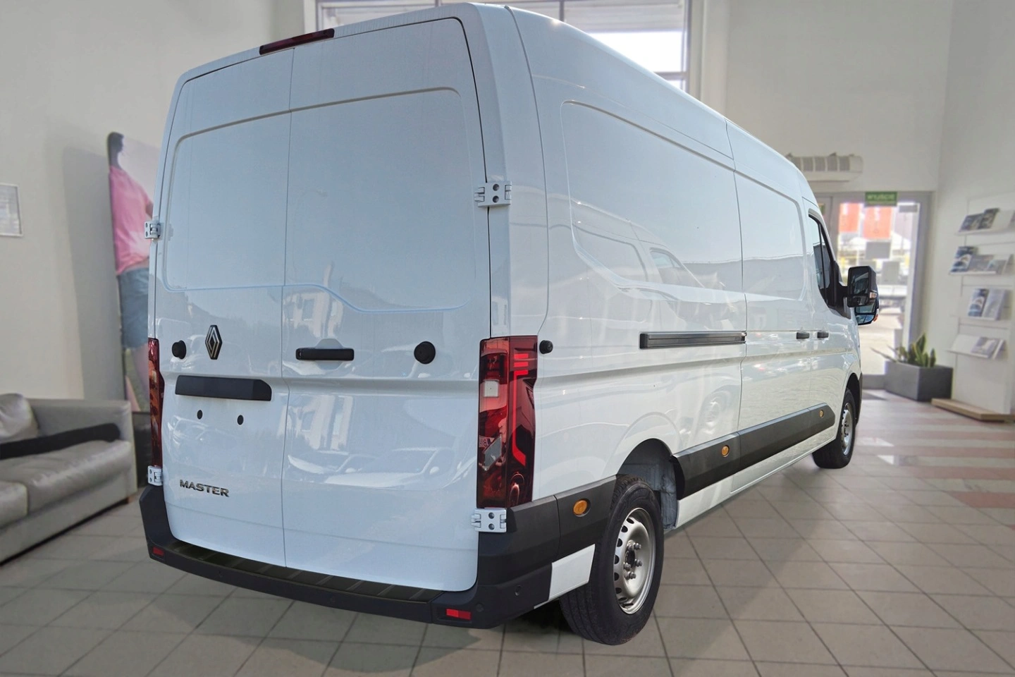 Bakfangerbeskytter Renault Master IV 2024 -> │ Black Edition – bilde 5