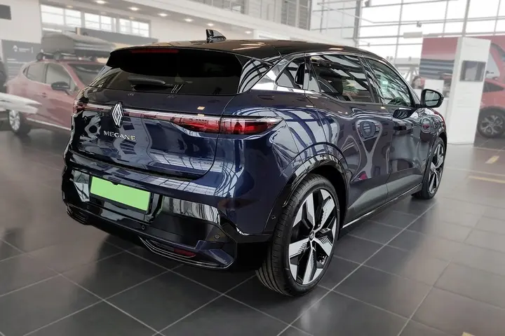 Bakfangerbeskytter Renault Mégane E-Tech Electric 2022 -> | Glossy Black – bilde 9