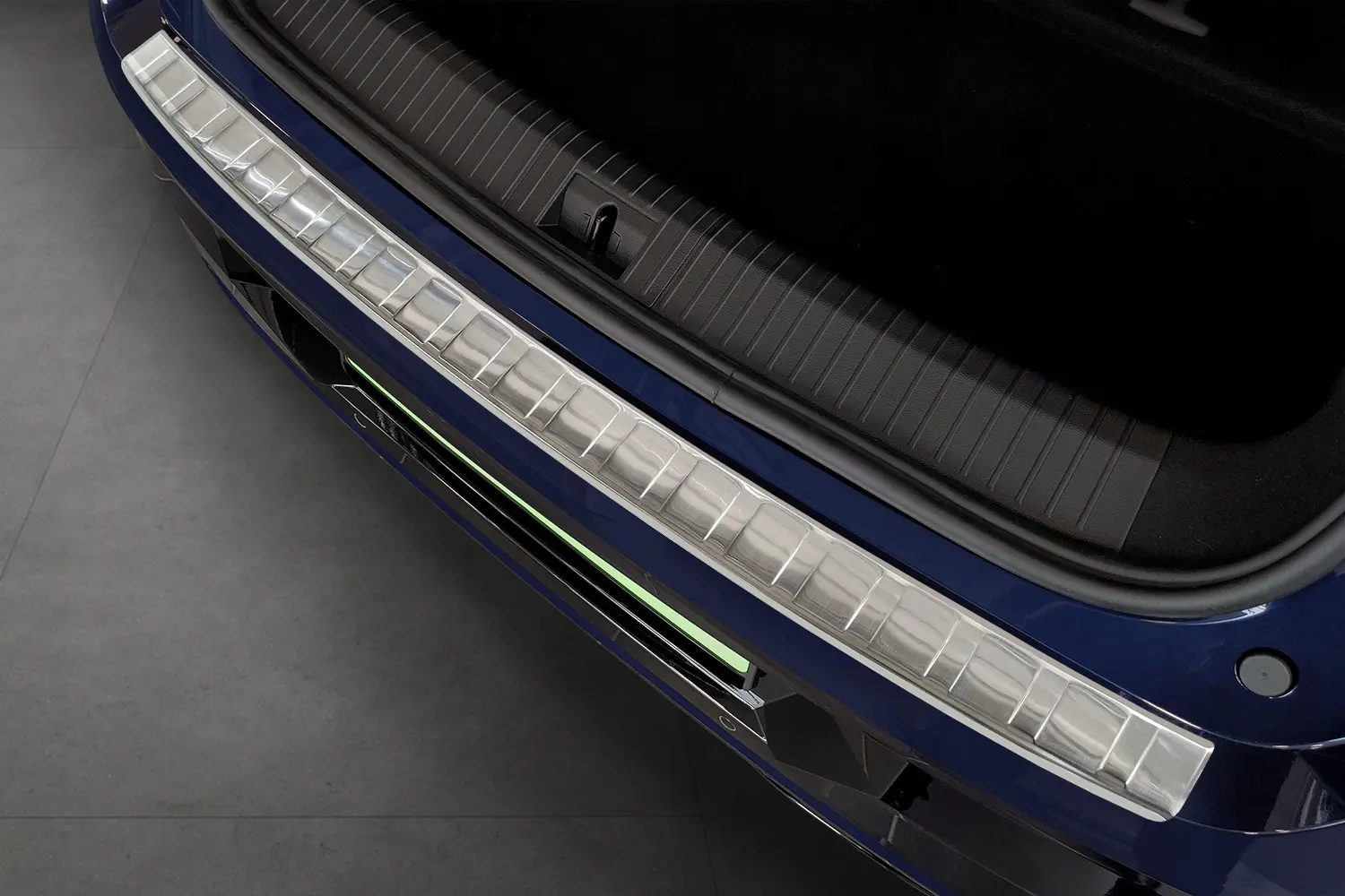 Bakfangerbeskytter Renault Mégane E-Tech Electric 2022 -> | Steel Chrome