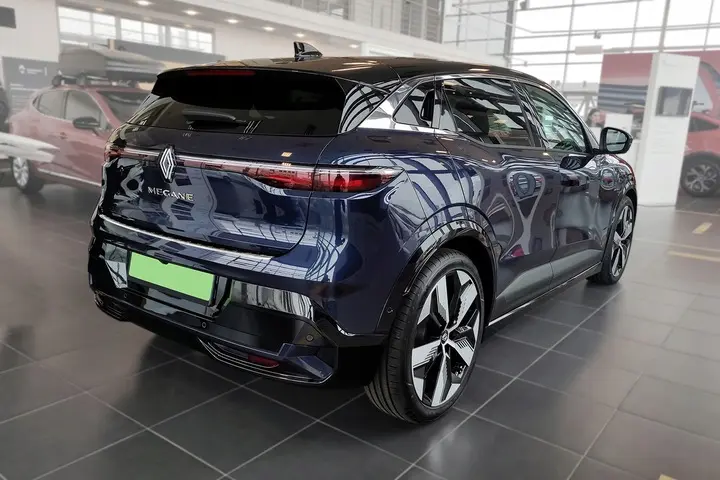 Bakfangerbeskytter Renault Mégane E-Tech Electric 2022 -> | Steel Chrome – bilde 9