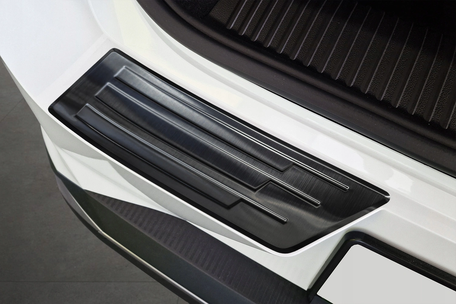 Bakfangerbeskytter Renault Scénic E-Tech Electric 2024 -> │ Black Glossy Edition – bilde 3