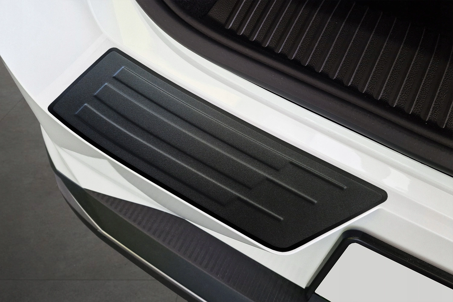 Bakfangerbeskytter Renault Scénic E-Tech Electric 2024 -> │ Black Matt Edition – bilde 4