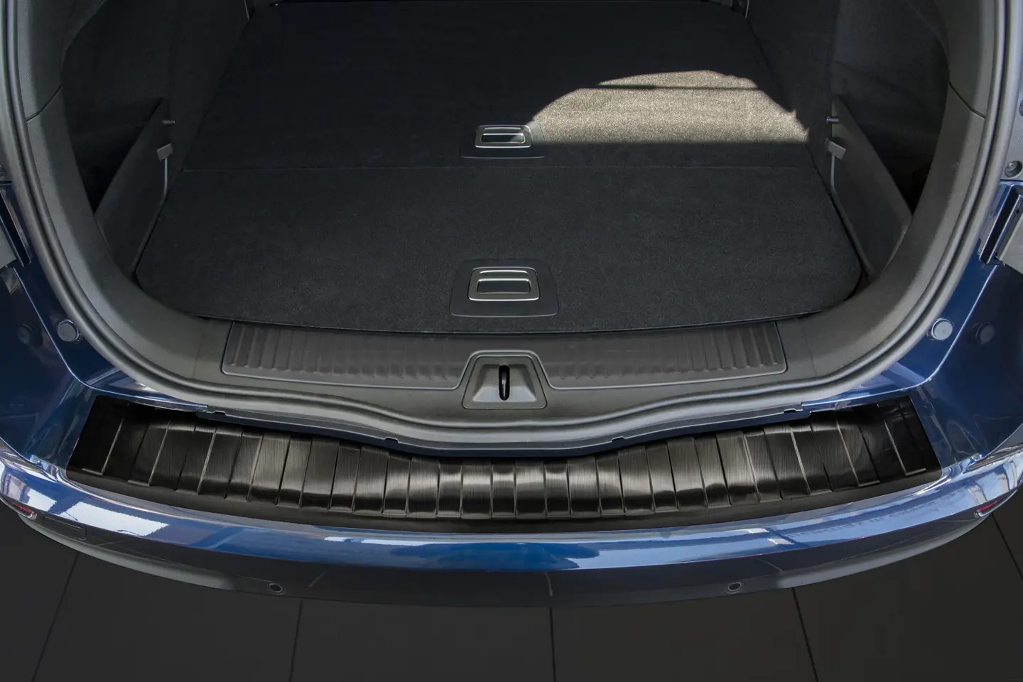 Bakfangerbeskytter Renault Talisman Grandtour 2015 - 2022 │ Black Edition