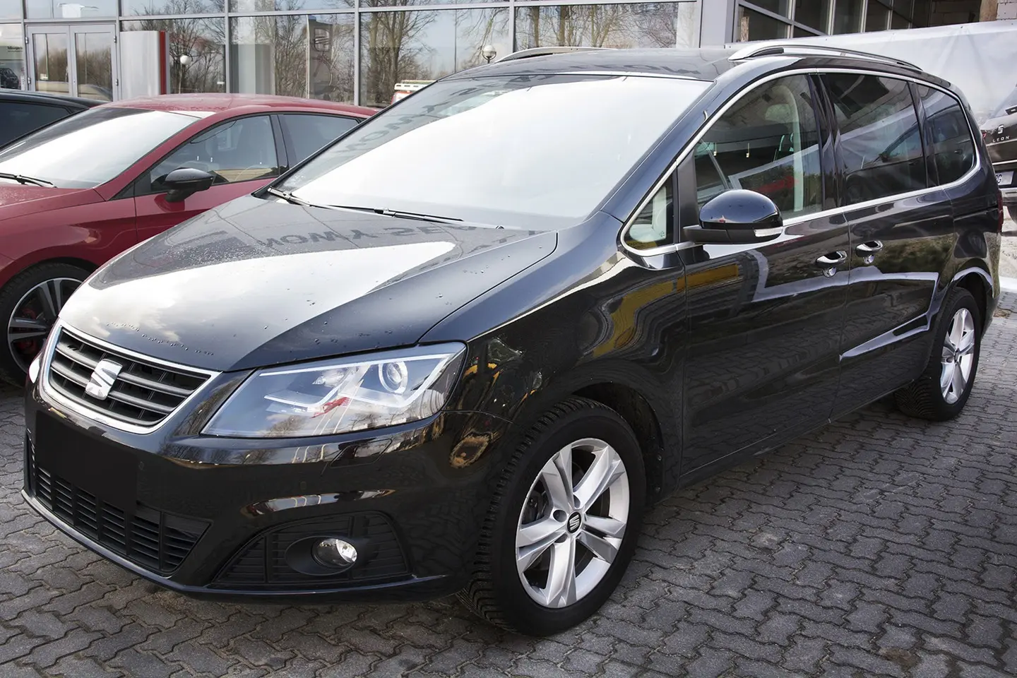Bakfangerbeskytter Seat Alhambra II / VW Sharan II 2010 - 2022 │ Silver Edition – bilde 9
