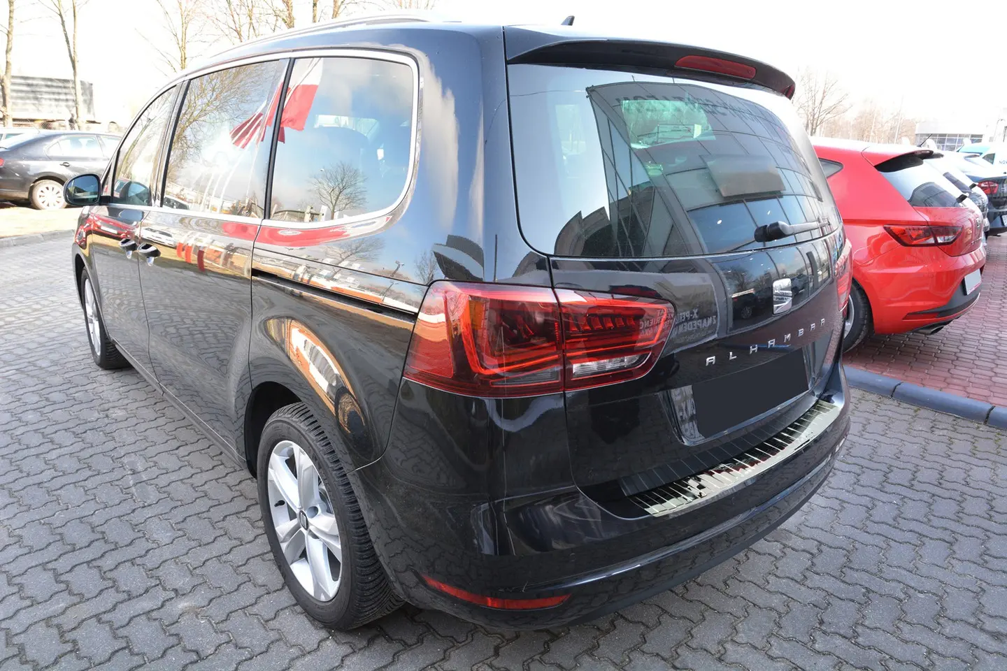 Bakfangerbeskytter Seat Alhambra II / VW Sharan II 2010 - 2022 │ Silver Edition – bilde 5