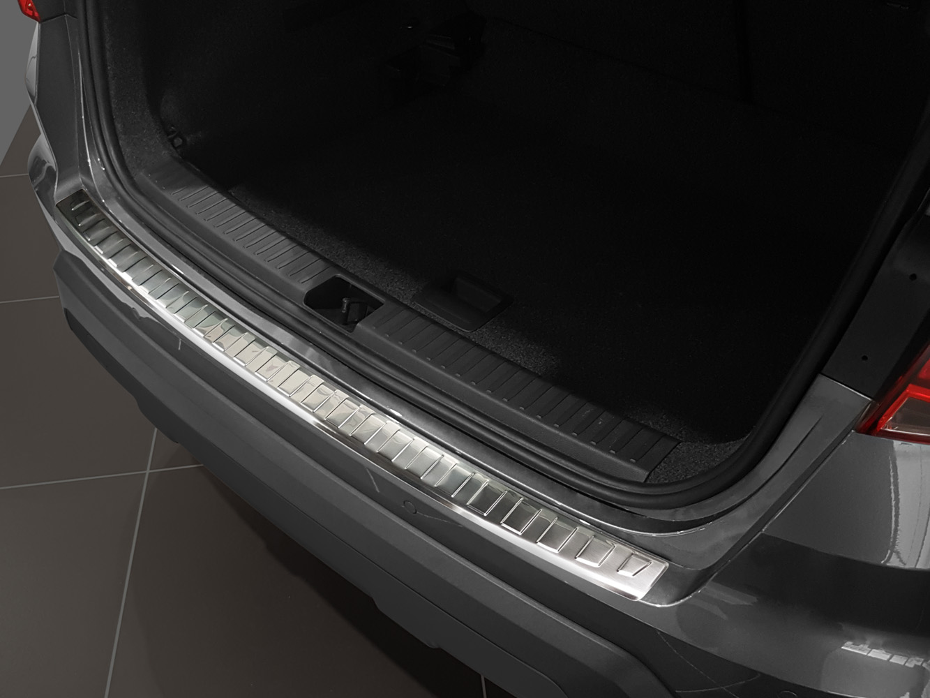 Bakfangerbeskytter Seat Arona/ Seat Arona Xcellence/Seat Arona FR 2017-> Silver Edition