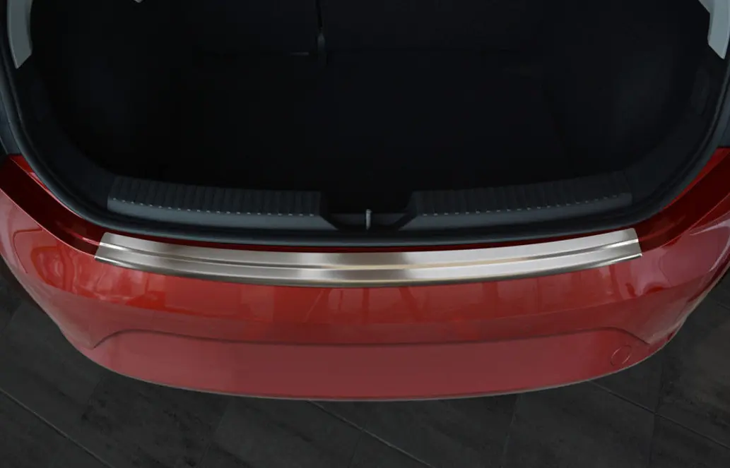 Bakfangerbeskytter Seat Leon III 5F 2013-2020 Silver Edition