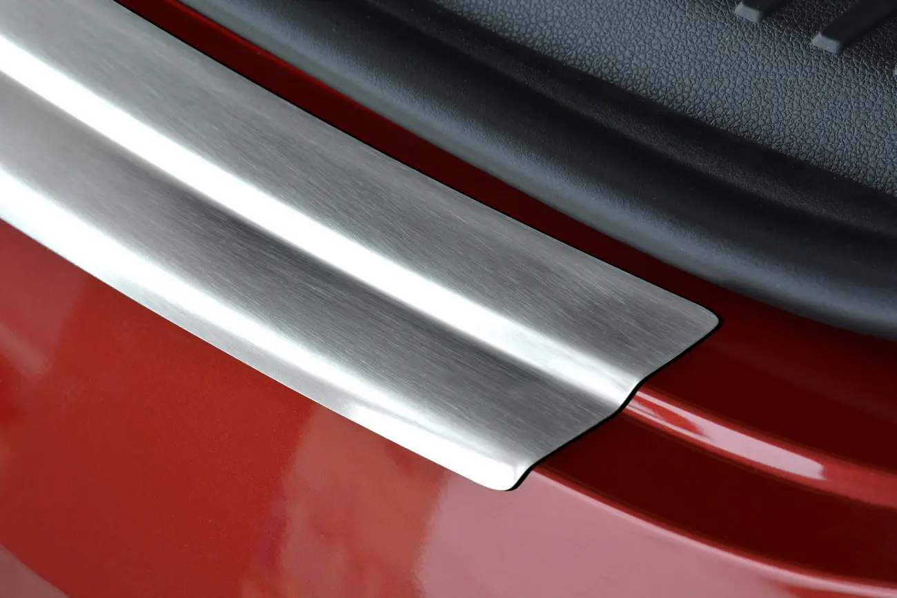 Bakfangerbeskytter Seat Leon III 5F 2013-2020 Silver Edition – bilde 2