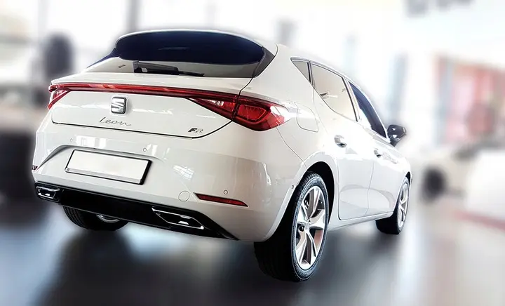 Bakfangerbeskytter Seat Leon IV Hatchback 2020-> Silver Edition – bilde 9