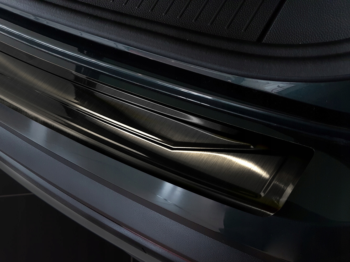 Bakfangerbeskytter Seat Tarraco 2018 - 2024 │ Black Edition – bilde 2