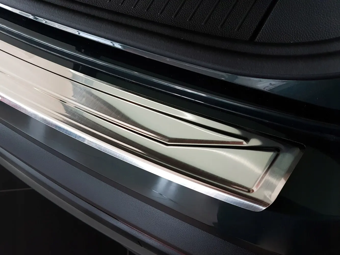 Bakfangerbeskytter Seat Tarraco 2018 - 2024 │ Silver Edition – bilde 3
