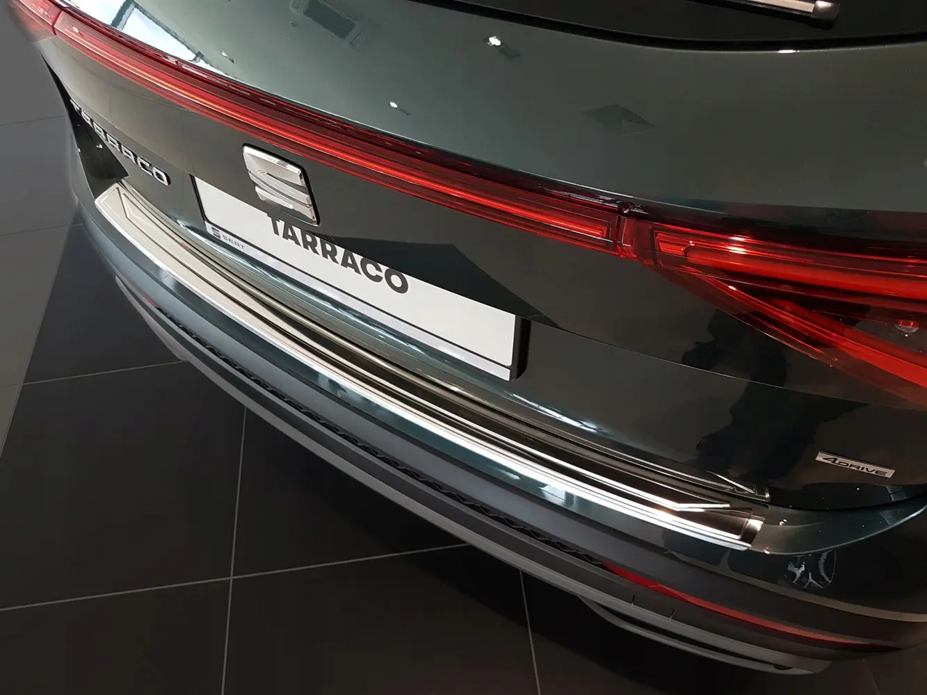 Bakfangerbeskytter Seat Tarraco 2018 - 2024 │ Silver Edition – bilde 4