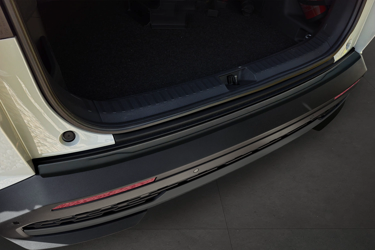 Bakfangerbeskytter Skoda Elroq 2024 -> │ Black Matt Edition