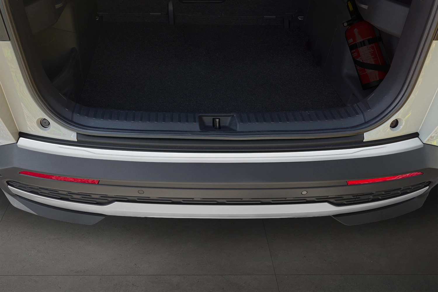 Bakfangerbeskytter Skoda Elroq 2024 -> │ Silver Matt Edition – bilde 2