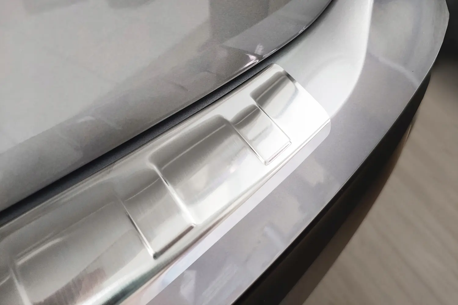 Bakfangerbeskytter Škoda Enyaq iV 2020 -> │ Silver Edition – bilde 3